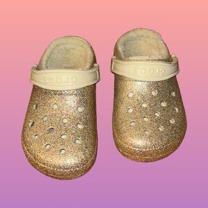 CROCS Gold Glitter Clogs with sherpa Lining